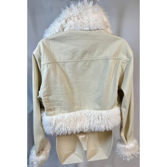 🧥 Y2K Faux Fur Cropped Jacket PrettyLittleThing Sand Cream Sz 6 - Picture 6 of 10